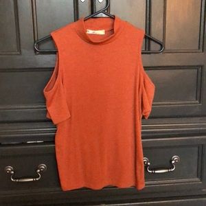 Burnt orange short sleeve top